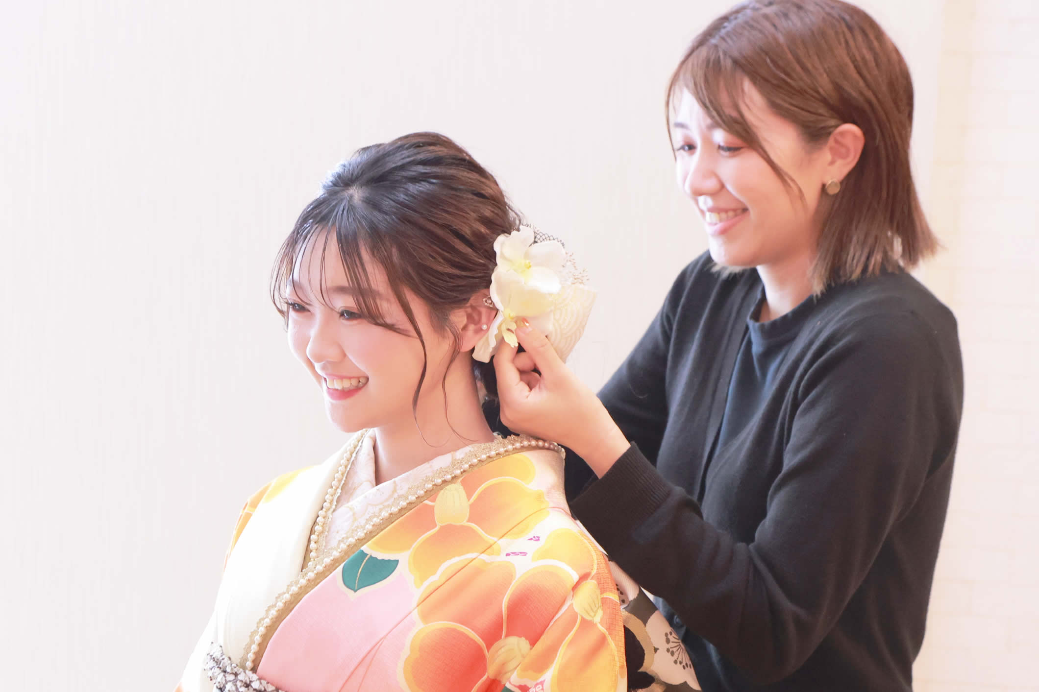 プロのヘアメイク・着付師が在籍!
